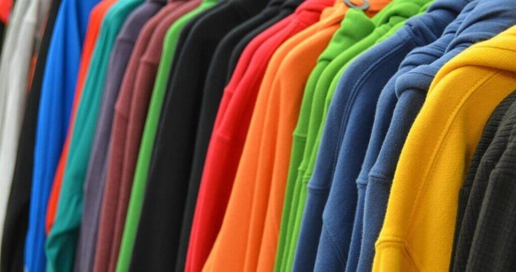 difference between hoodies and sweatshirts